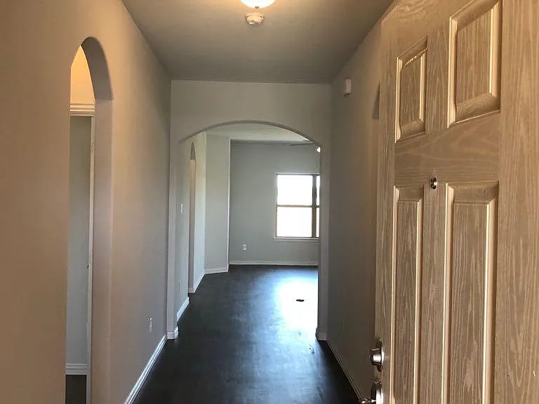9124 Curacao Dr — Photo 8