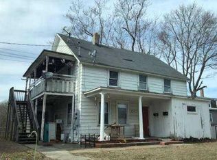48 1/2 Terrace Ave, New London, CT 06320