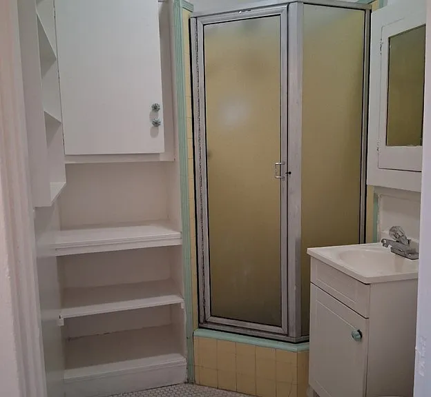 1512 Park St #6 — Photo 1