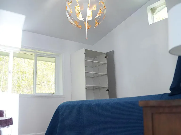 217 William Dr — Photo 16