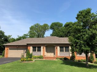 322 Donna Dr, Hopkinsville, KY 42240