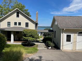 4965 Waters Edge Dr, Canandaigua, NY 14424