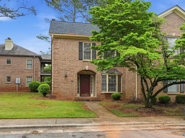 305 Drury Ln SW Unit 305, Huntsville, AL 35802