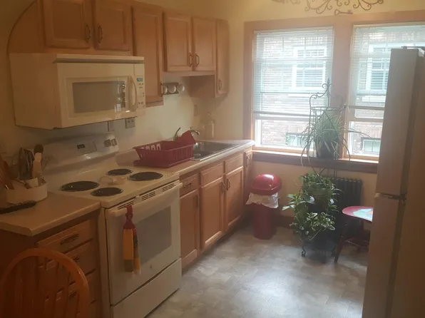 321 W Columbia Ave APT 1, Davenport, IA 52803