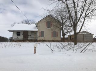 6590 Tischer Rd, Lake Odessa, MI 48849