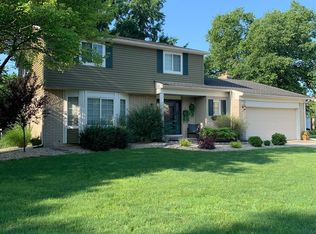 18581 Williams Ct, Livonia, MI 48152