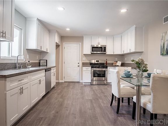 4th image of 2804 Rockne St