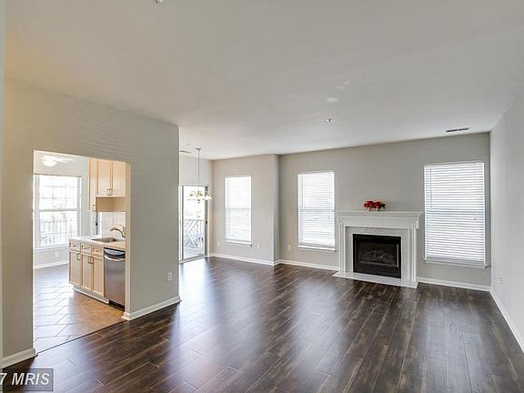 5th image of 5909 Founders Hill Dr Unit 104