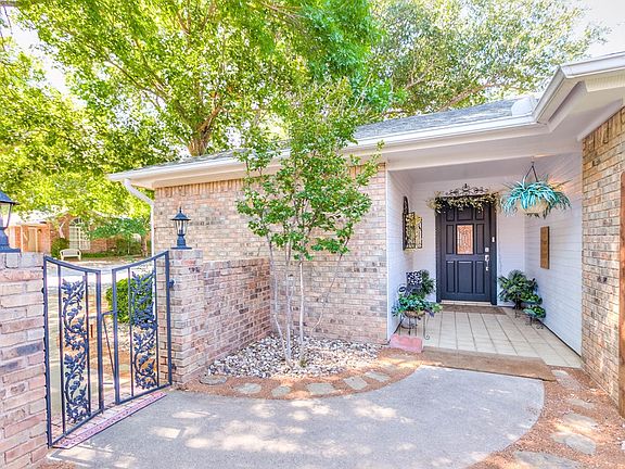 3rd image of 4510 Oak Canyon Ln