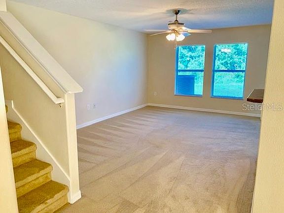 5th image of 326 Winter Nellis Cir