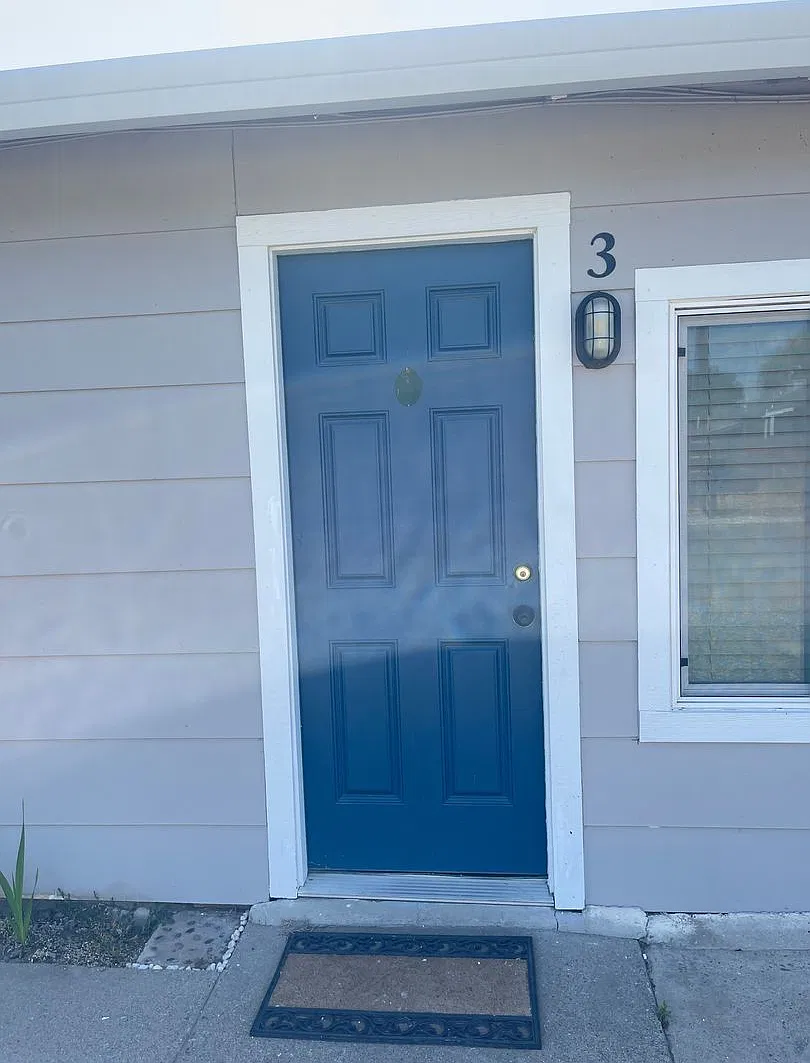 2282 Maple St — Photo 2