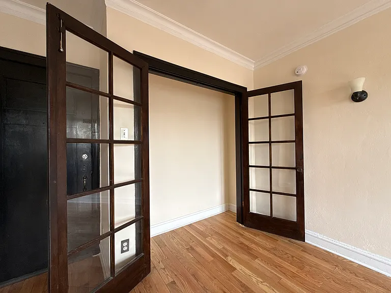 3945 N Pulaski Rd #207 — Photo 12
