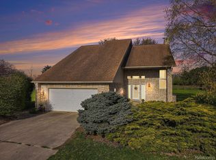 4336 S Irish Rd, Davison, MI 48423