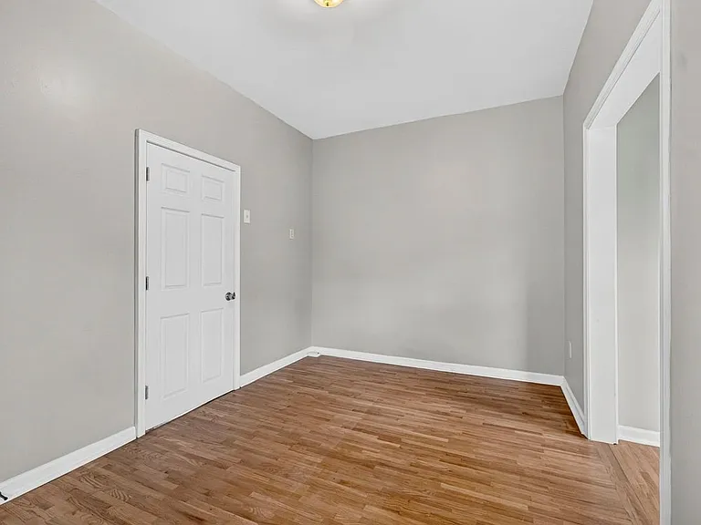 6737 Fyler Ave — Photo 28