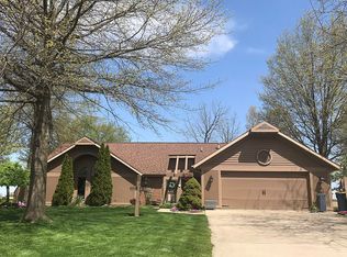 512 Meadow Ln, Ossian, IN 46777