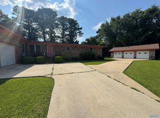 201 Tuskegee Cir, East Gadsden, AL 35903