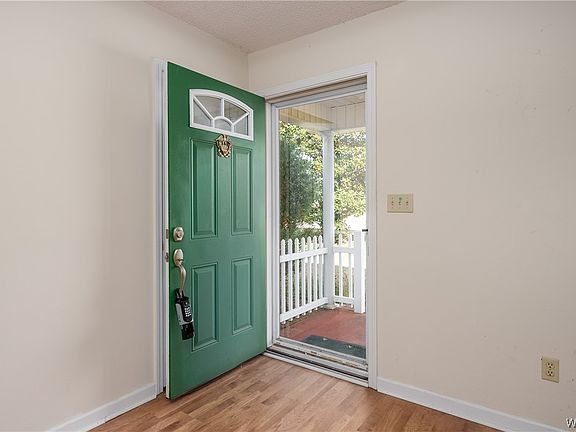 4th image of 10430 Pine Meadow Dr