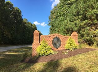 1418 Creekway Dr, Smithfield, VA 23430