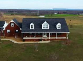 106 S Howard Fitch Rd, Fayetteville, TN 37334