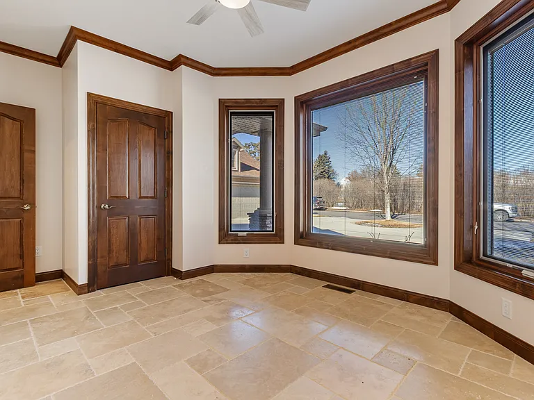 6 Lilac Ln — Photo 45