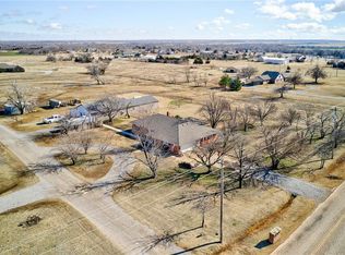 15908 N Mustang Rd, Piedmont, OK 73078