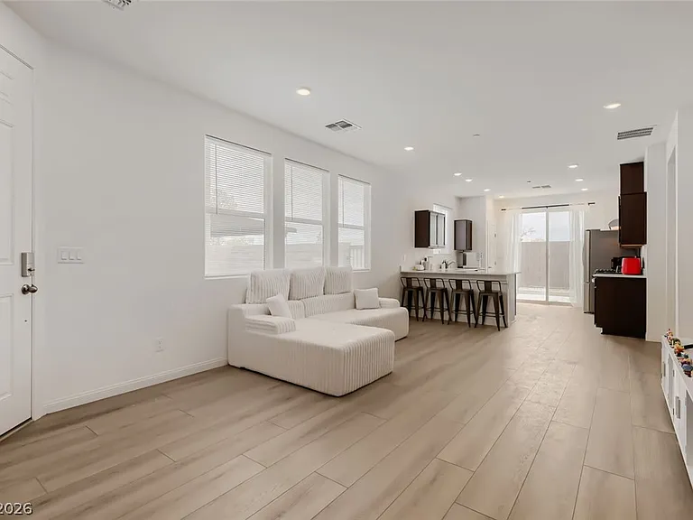 9576 Marsh Aster St — Photo 4