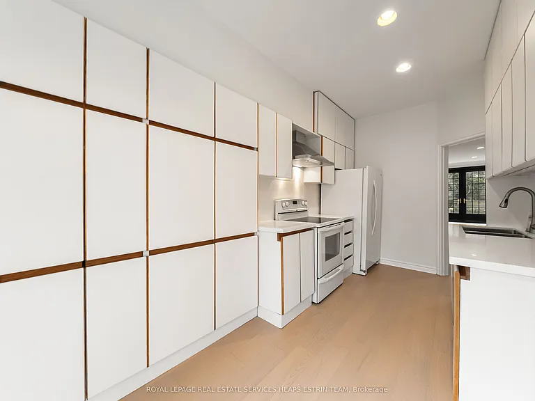 10 Gibson Ave — Photo 19