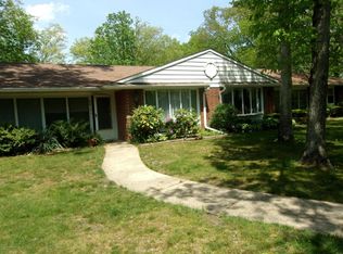 616A Lake Point Dr, Lakewood, NJ 08701