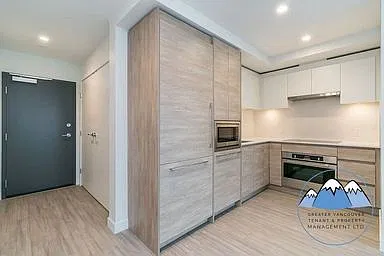 13615 Fraser Hwy — Photo 2