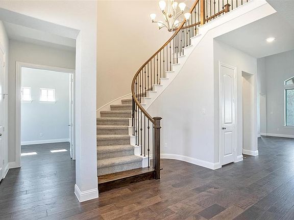 4th image of 1404 17th St