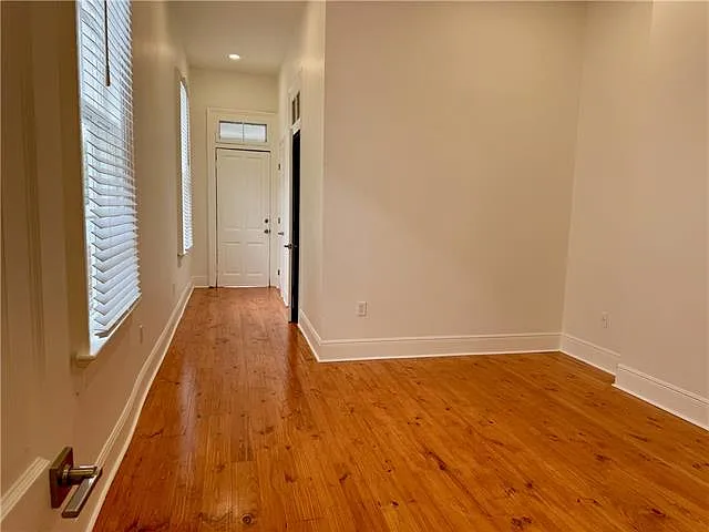 128 N Alexander St — Photo 22
