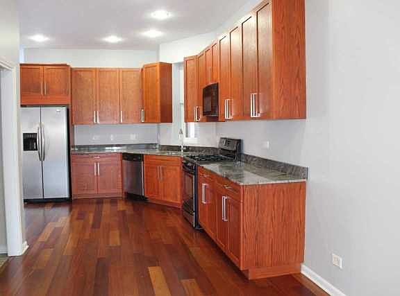 5th image of 4419 S Greenwood Ave #1
