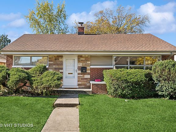 2nd image of 7850 Oconto Ave