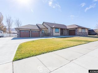 6321 Trevett Ln, Casper, WY 82604