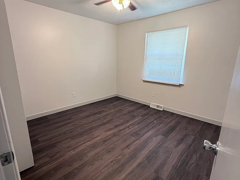 612 Mack St #612 — Photo 11