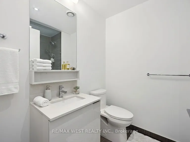 898 Portage Pkwy #4607 — Photo 11