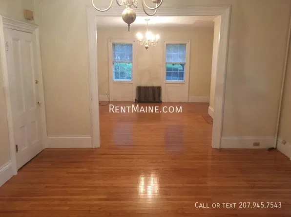 12-16 5th St #1, Bangor, ME 04401