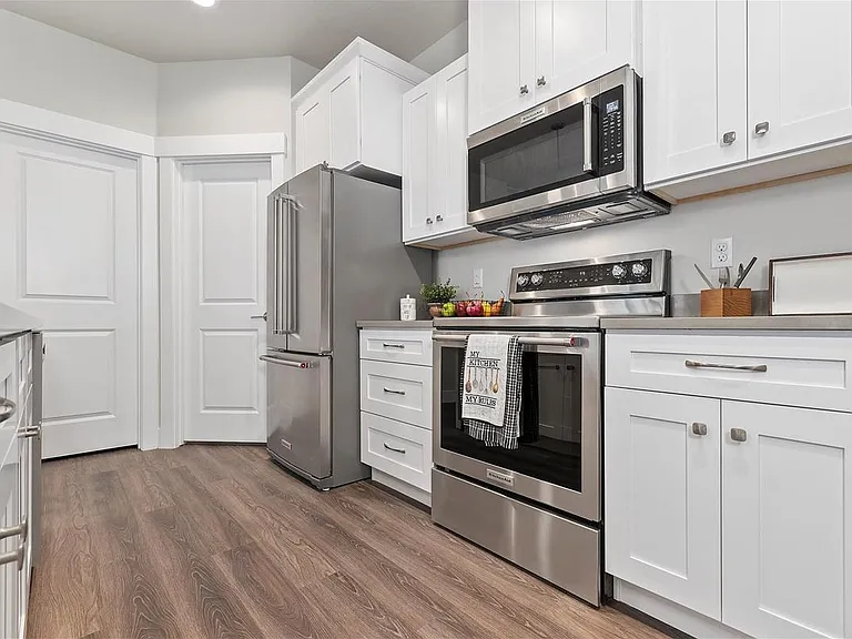 Cedar Crossing Luxury Townhomes — Photo 71
