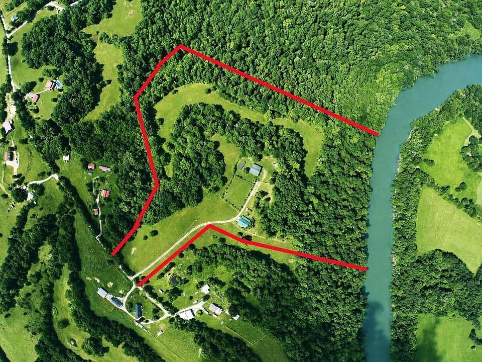 1st image of 975 Red River Rd
