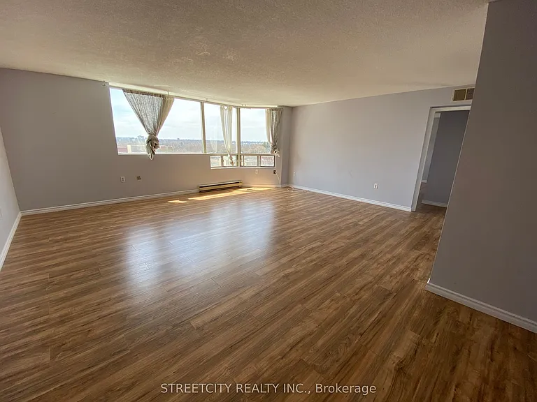 695 Richmond St #805 — Photo 4