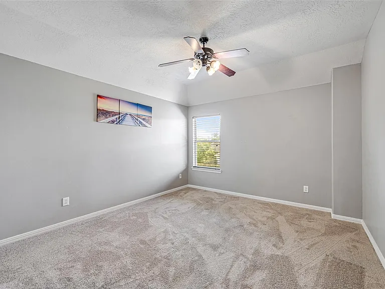 8127 Edenwood Dr — Photo 35