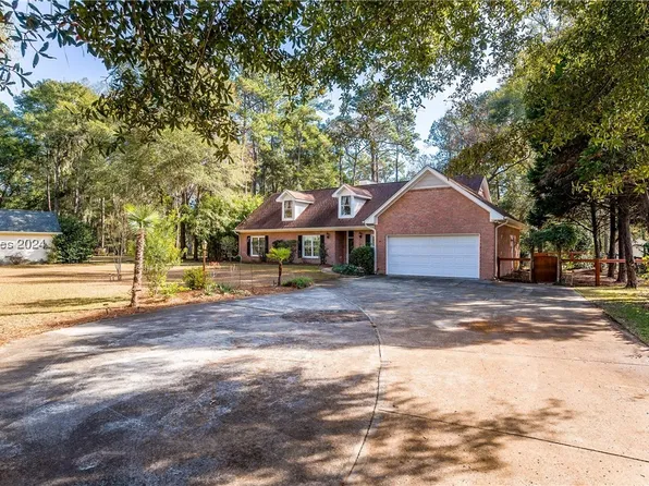 49 James F Byrnes St, Beaufort, SC 29907