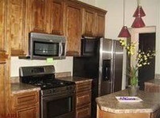 2421 Walton Rd, Saint Louis, MO 63114