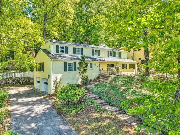 3010 Rosalind Ave SW, Roanoke, VA 24014