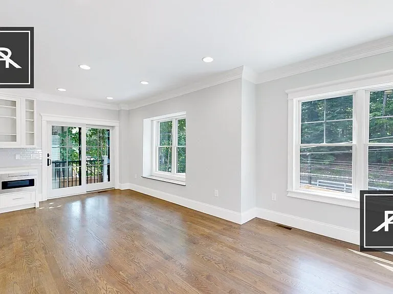 103 Sumner Rd #1 — Photo 5