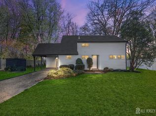 38 Sunrise Rd, Old Bridge, NJ 08857