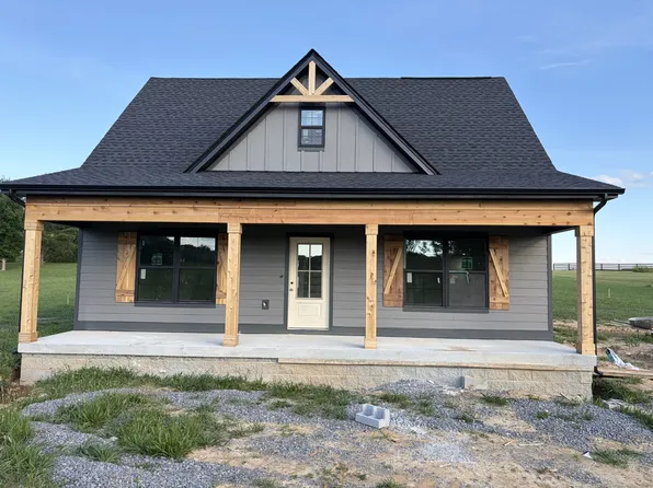210 Parker Rd, Portland, TN 37148