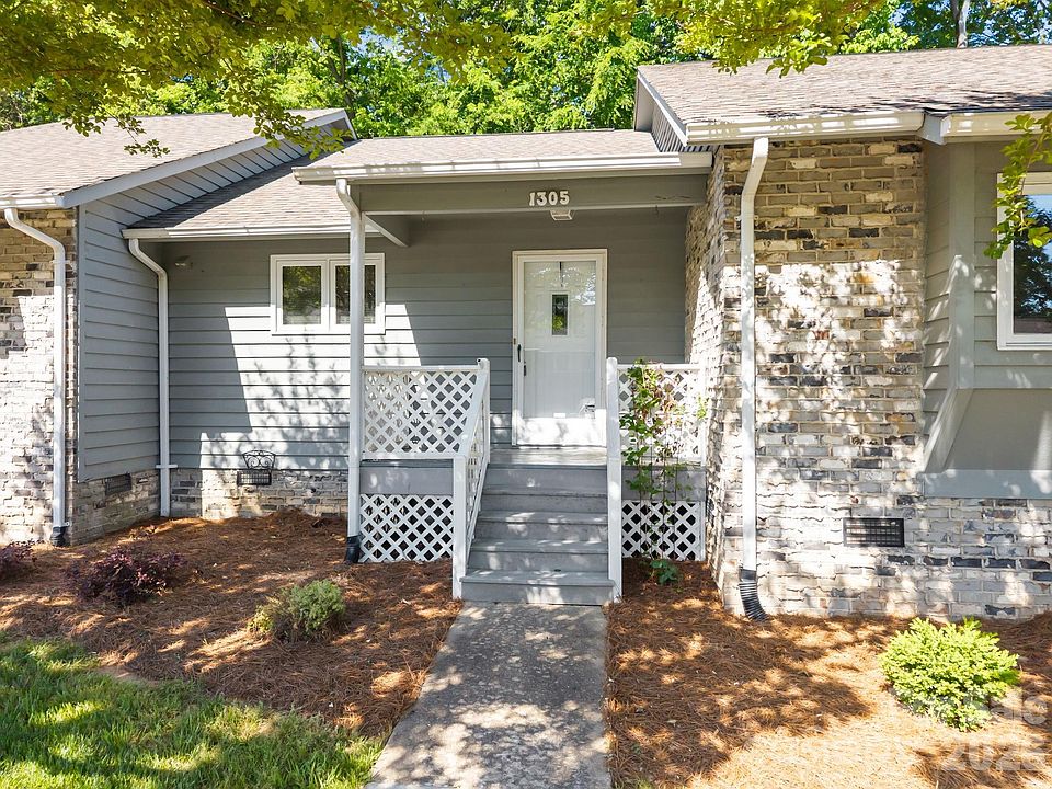 1st image of 1305 Wellington Hills Cir