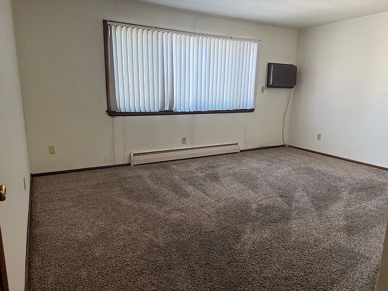 College Park Apartments — Photo 52