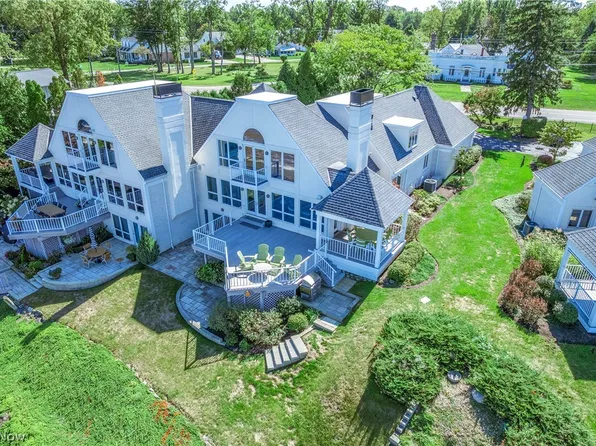 11407 W Lake Rd #A, Vermilion, OH 44089